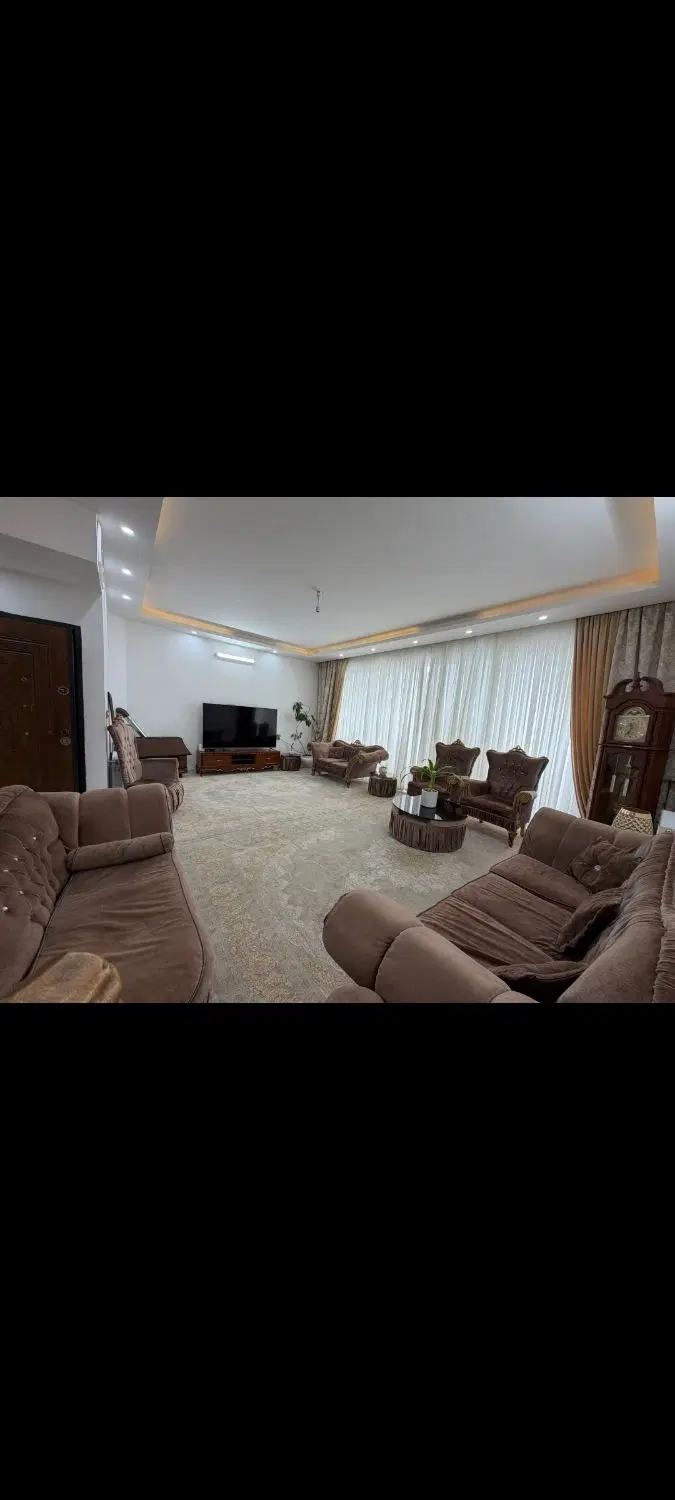 ویلایی ۳۱۰ متری بر بیست متری همت
