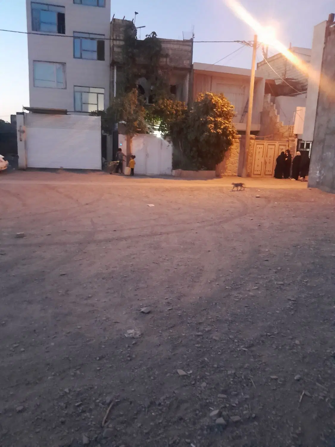 زمین منزل اباد