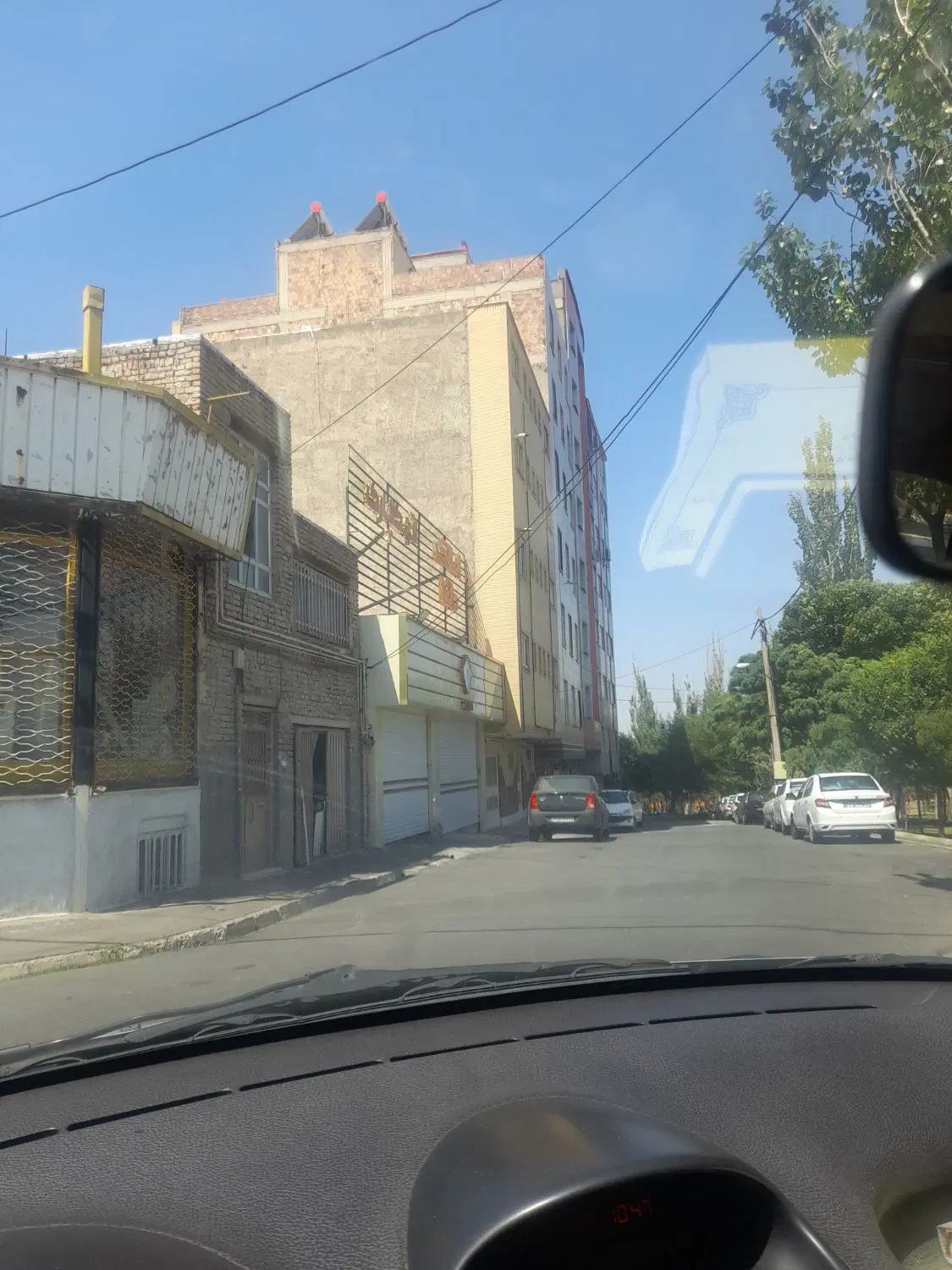 فروش واحد ۸۵ متری در ولی امر