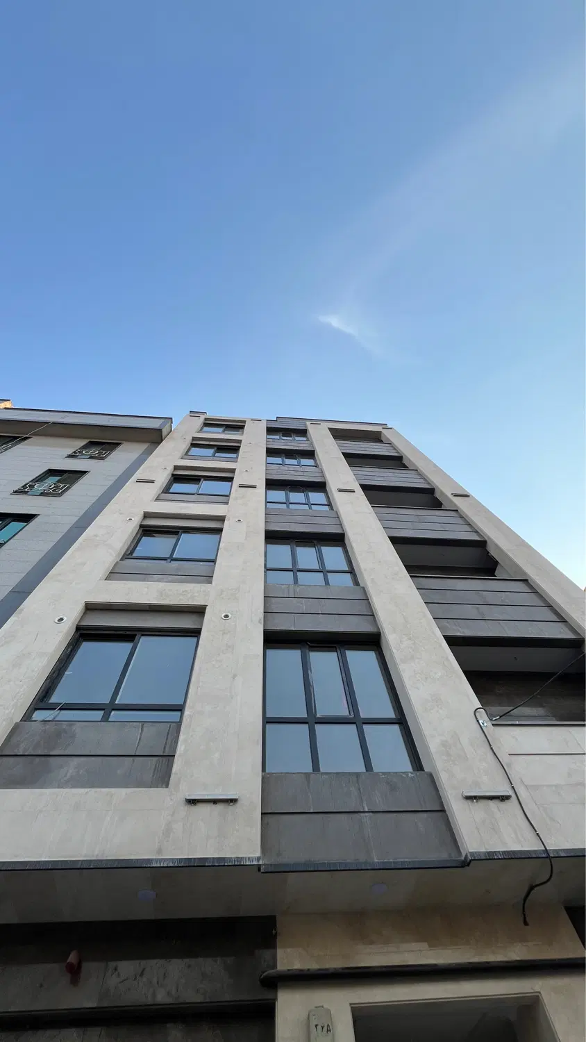 اپارتمان شهیدکرد ۹۵ متر ۲ خواب « امکانات کامل »