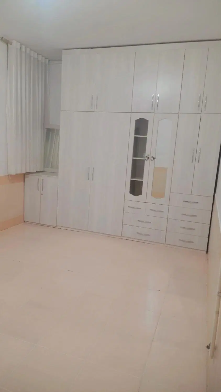 ملک حاشیه اصلی حاجی آباد