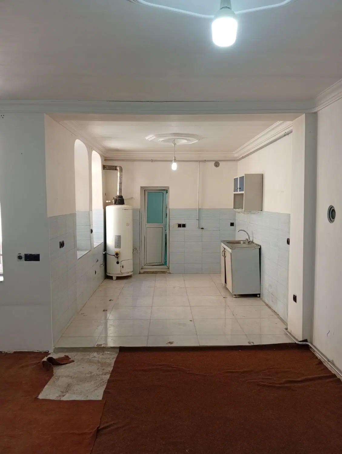 حیاط 90متر2خوابه. کوچه 8متری