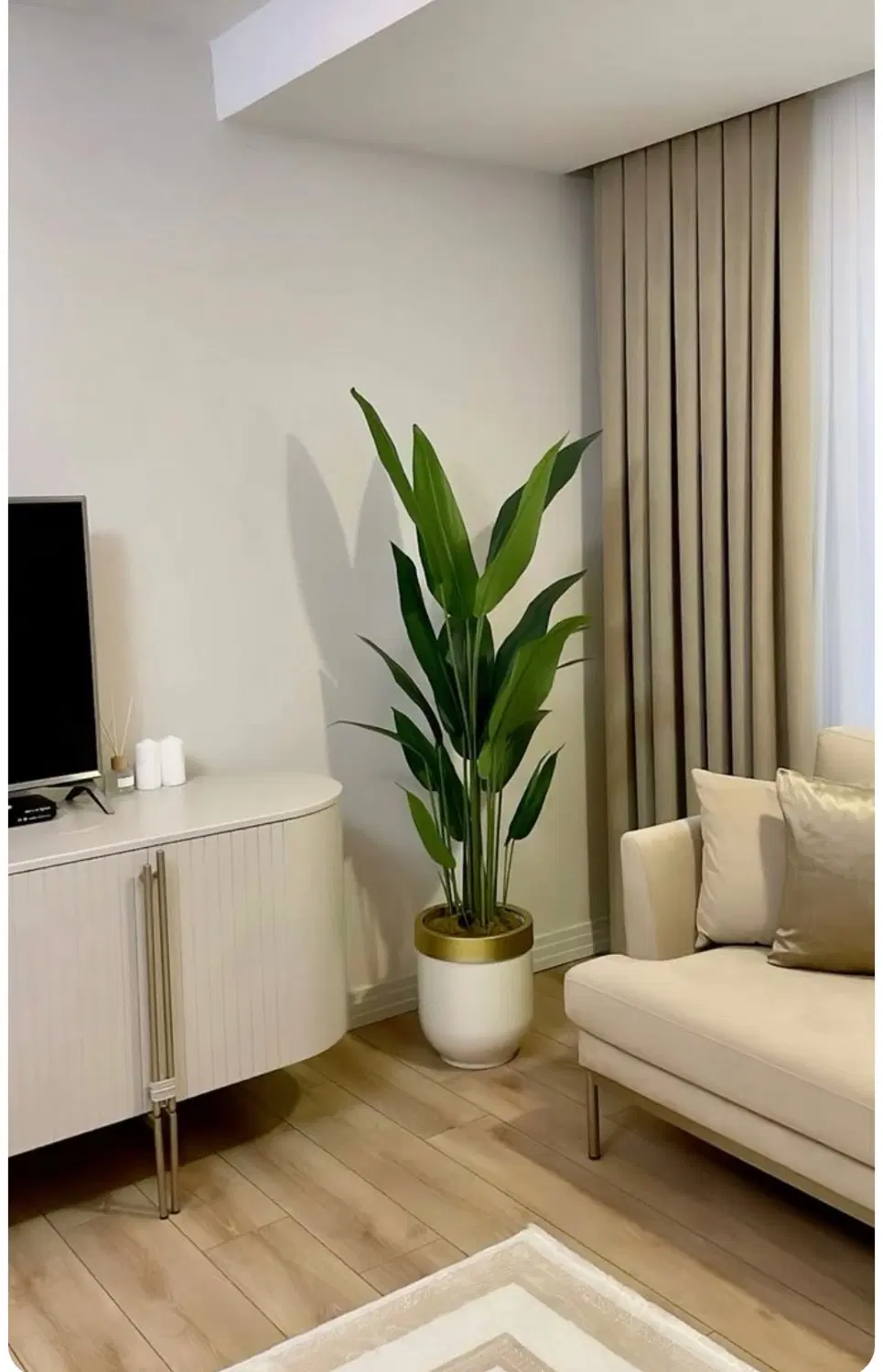 واحد۶۲ متری سندداربا آسانسور