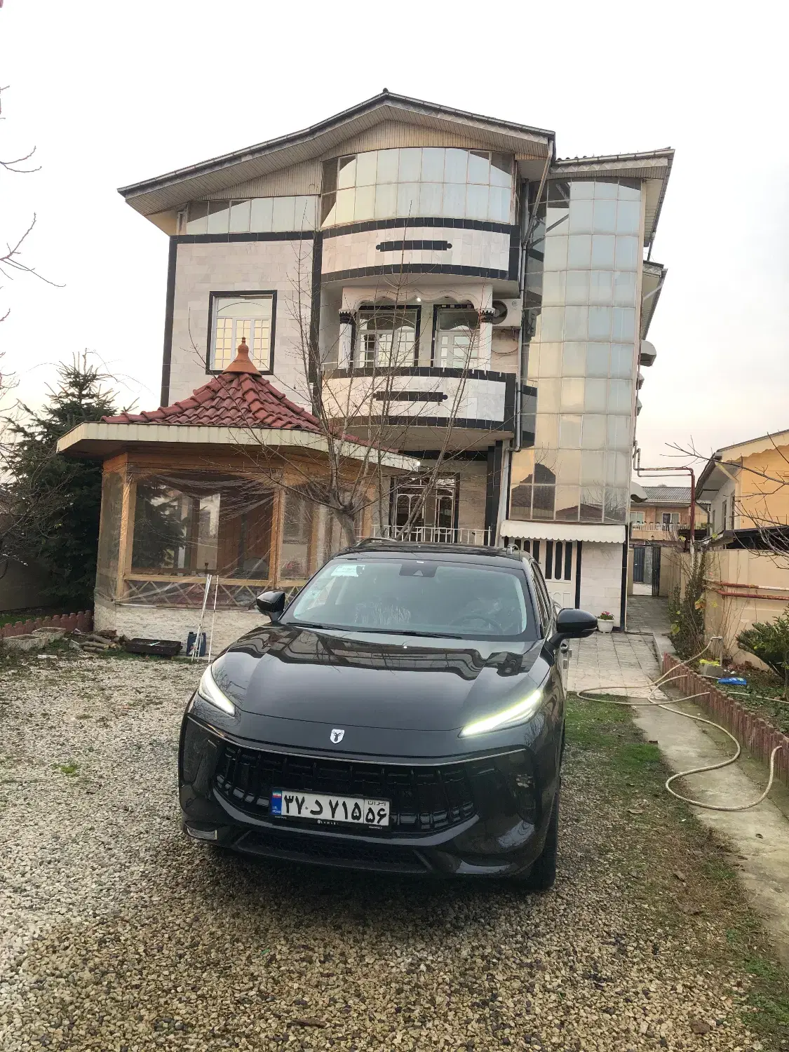 ویلادربستی روبه دریا
