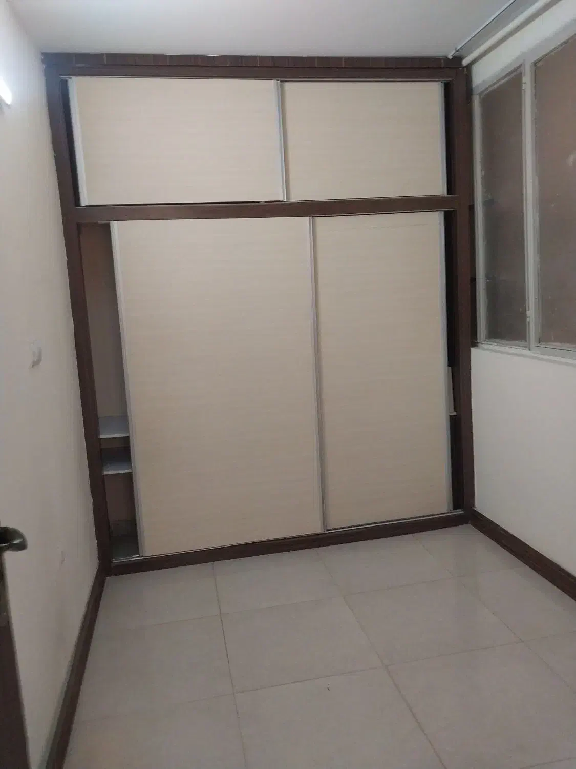 سنددار ۹۳متر،بنیاد،روبنما