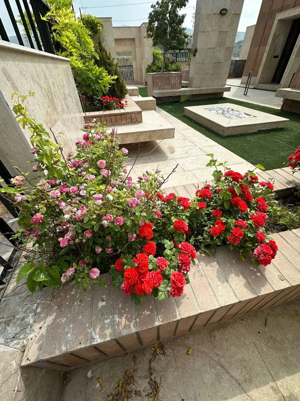 آپارتمان165مترهمکف نوسازدونبش مدرن روفگاردن هاشمیه