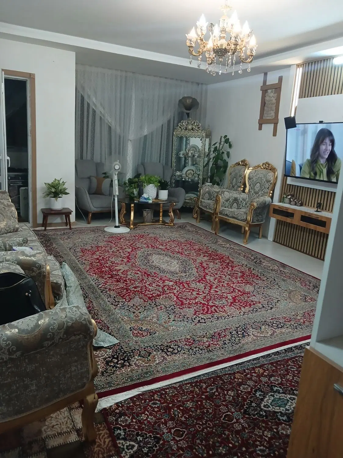 ۸۵ متر تمام فول، پارکینگ آسانسور، شکری زوج