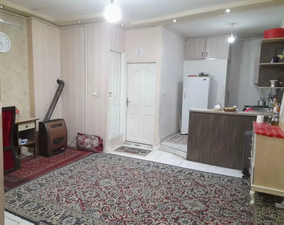 ۶۰متر ۱خواب طبقه سوم شکار