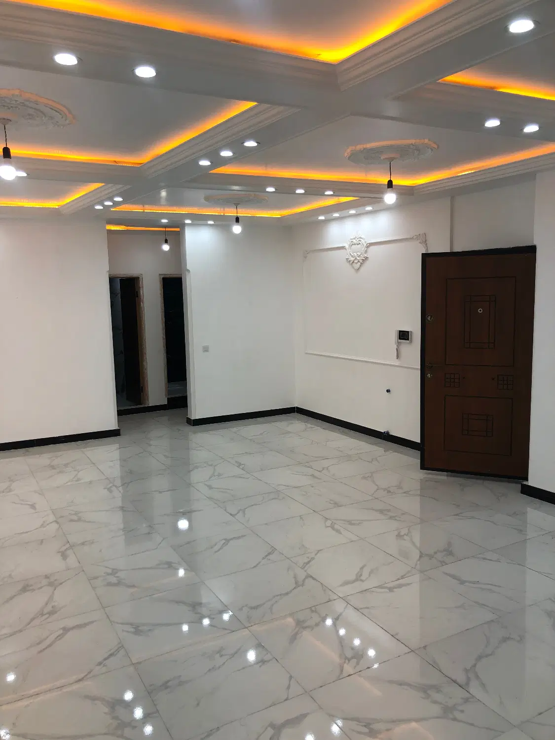 فروش واحد ۹۰ متری در بینش