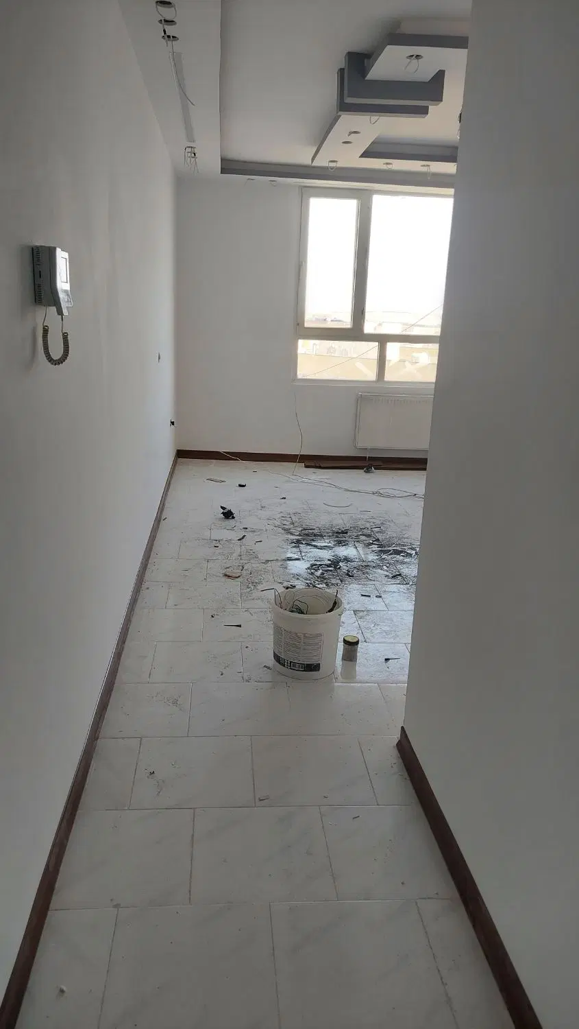 ۸۳ متری کیانمهر شهرک ابریشم