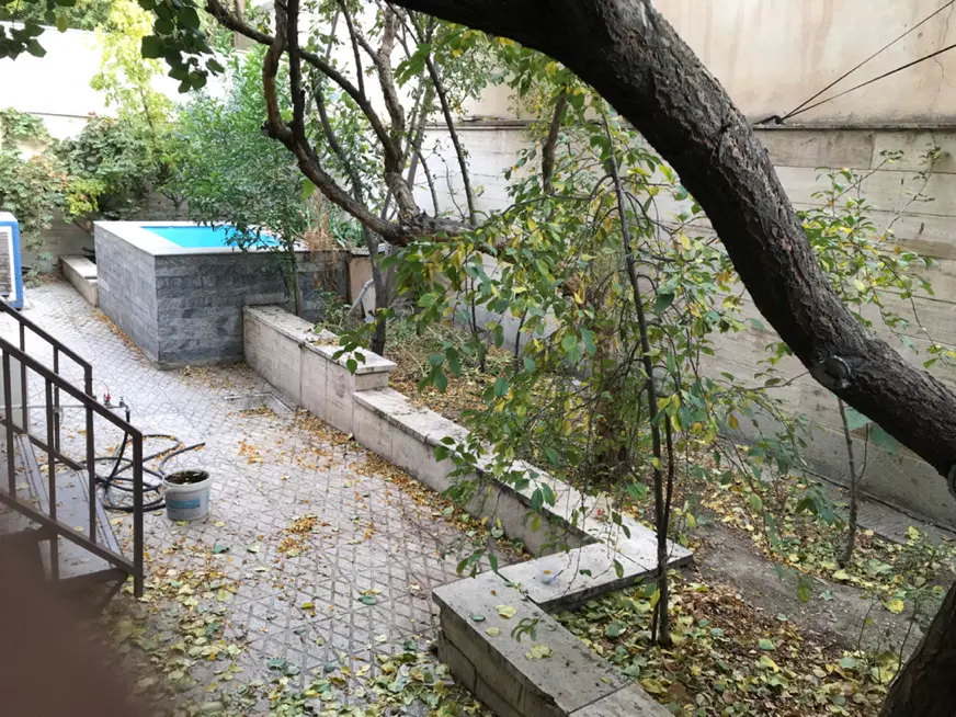 خانه ویلایی_ ۲۷۳ متر _ طالقانی جنوبی _ بر ۱۴