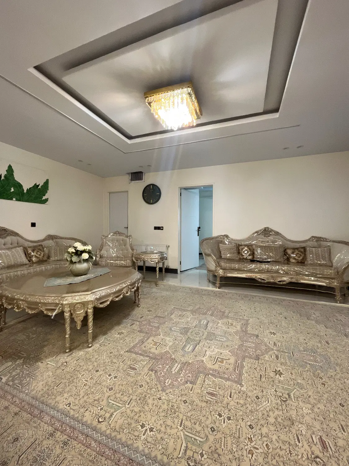 آپارتمان ۹۳ متری تک واحدی