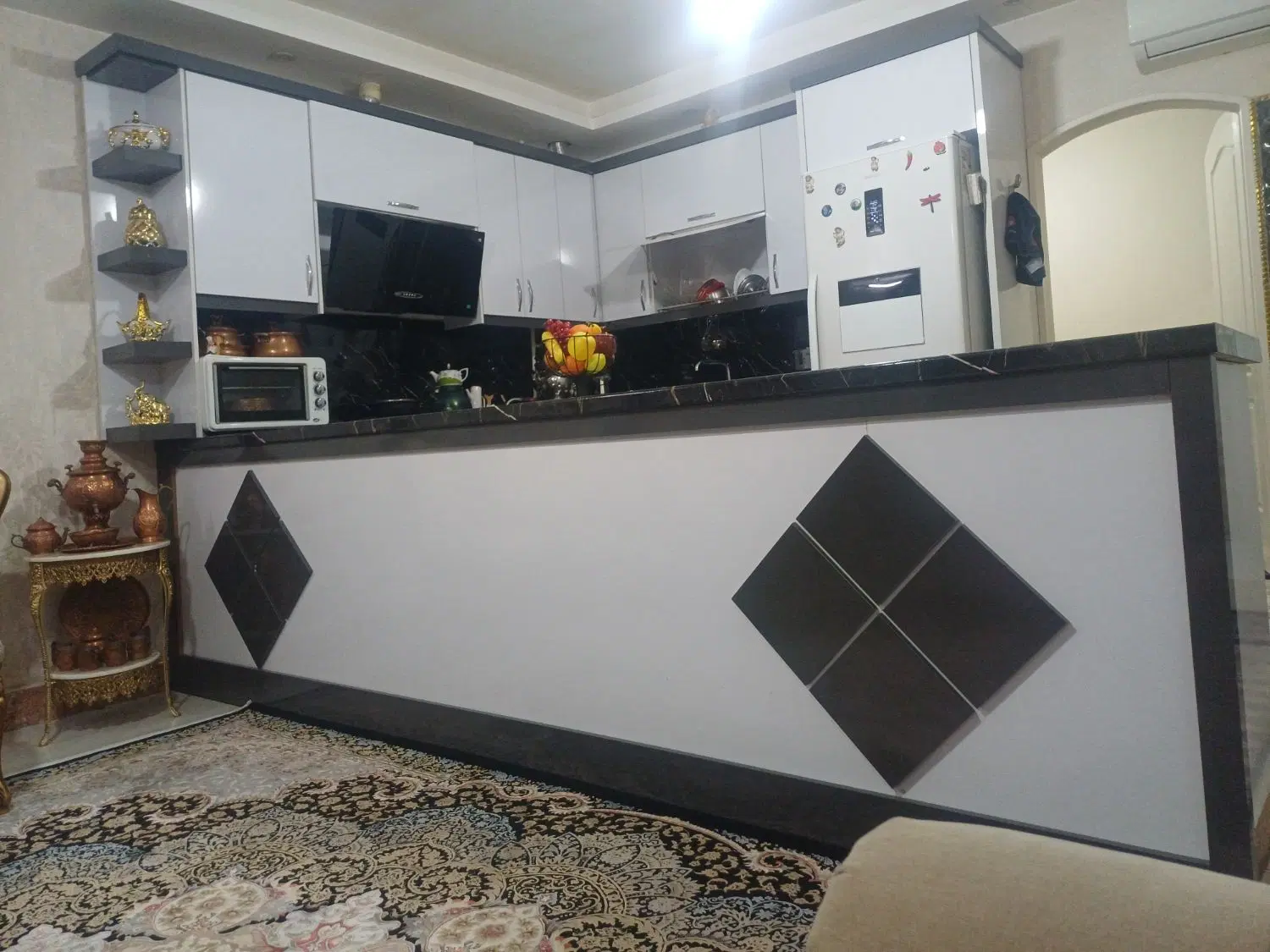 اپارتمان با پارکینگ اختصاصی