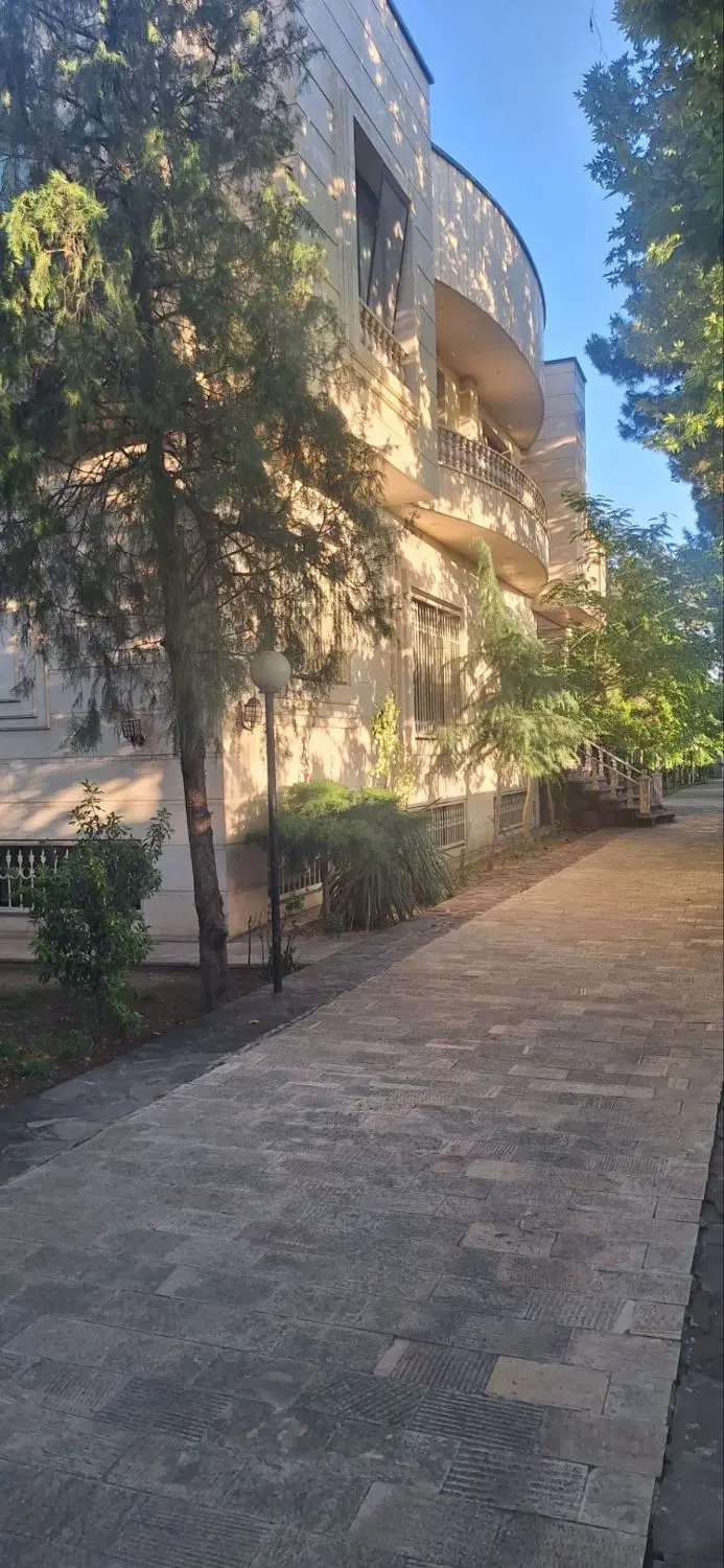 ویلای فوق لاکچری
