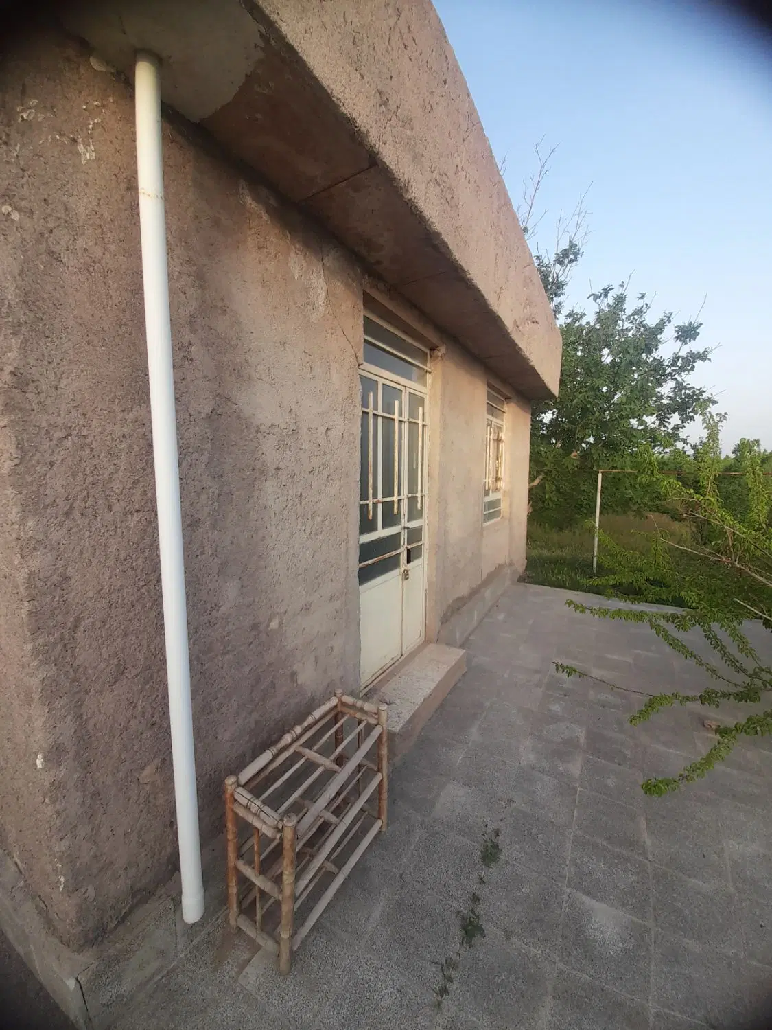 باغ ۱۱۰۰متری همراه آب ملکی