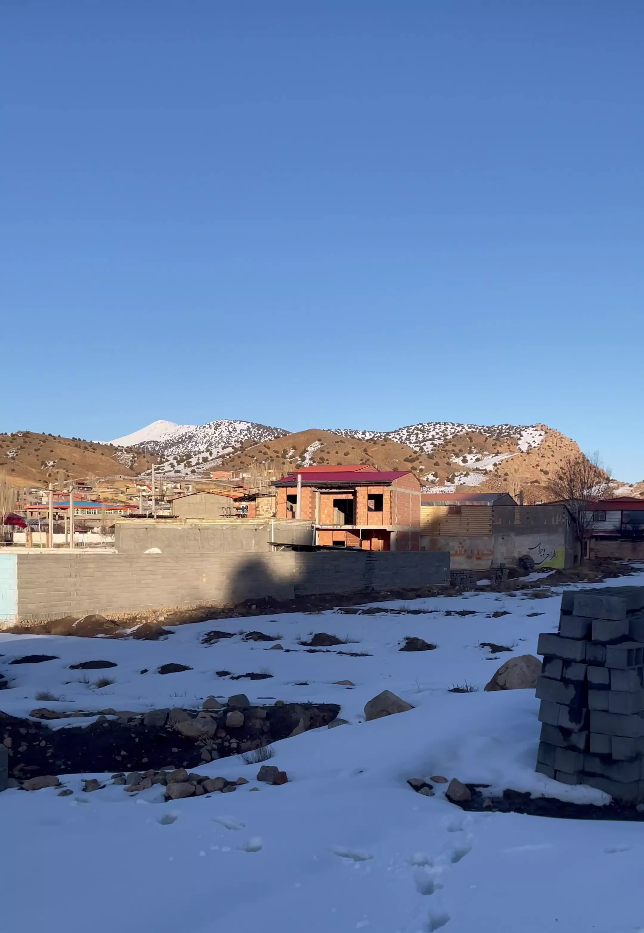 زمین ۱۵۵ متری روستای چهارباغ