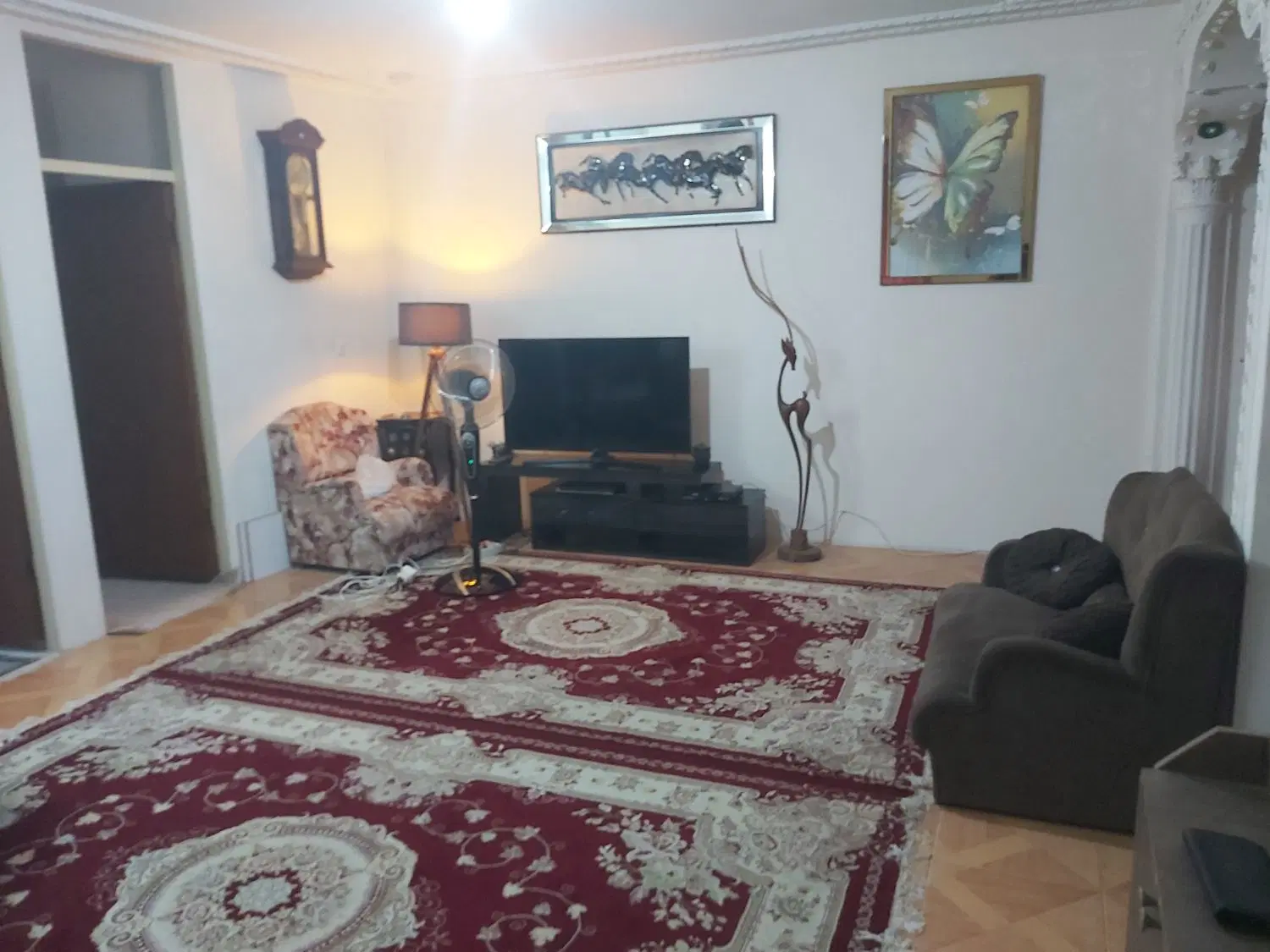 آپارتمان سنددار شیک تمیز لوکیشن قیمت مناسب