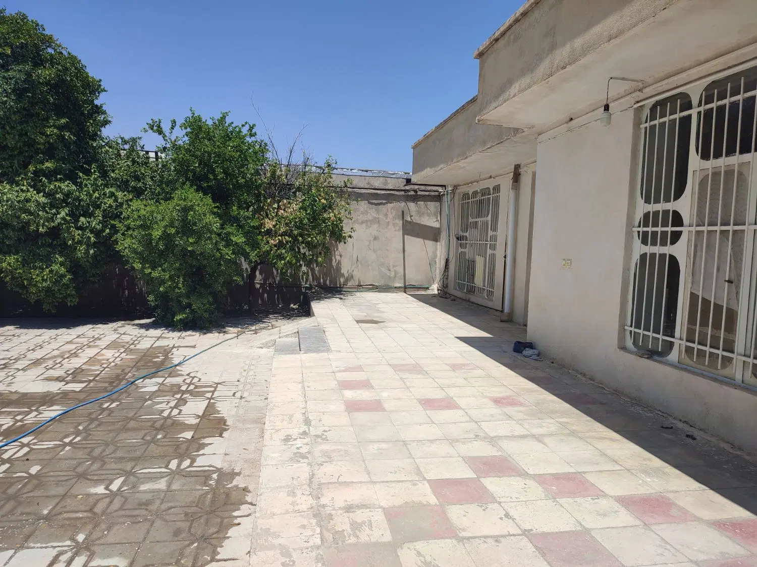 معاوضه منزل مسکونی  نورآباد با آپارتمان  در شیراز