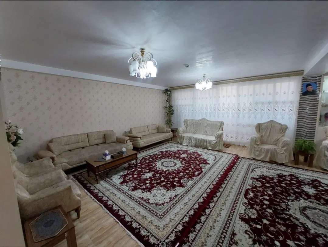 آپارتمان ۱۲۵ متر سهند خیابان پرند