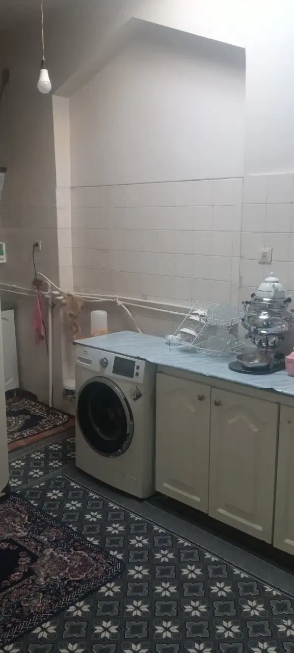 همکف دربست
