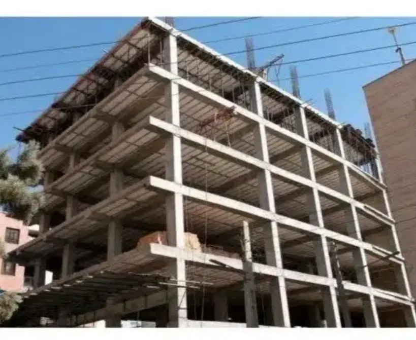 پیش فروش داخل شهر مرکزشهرسه خواب ۱۴۰متری