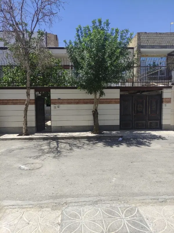 فروش ویلایی 2طبقه شهرک مدنی