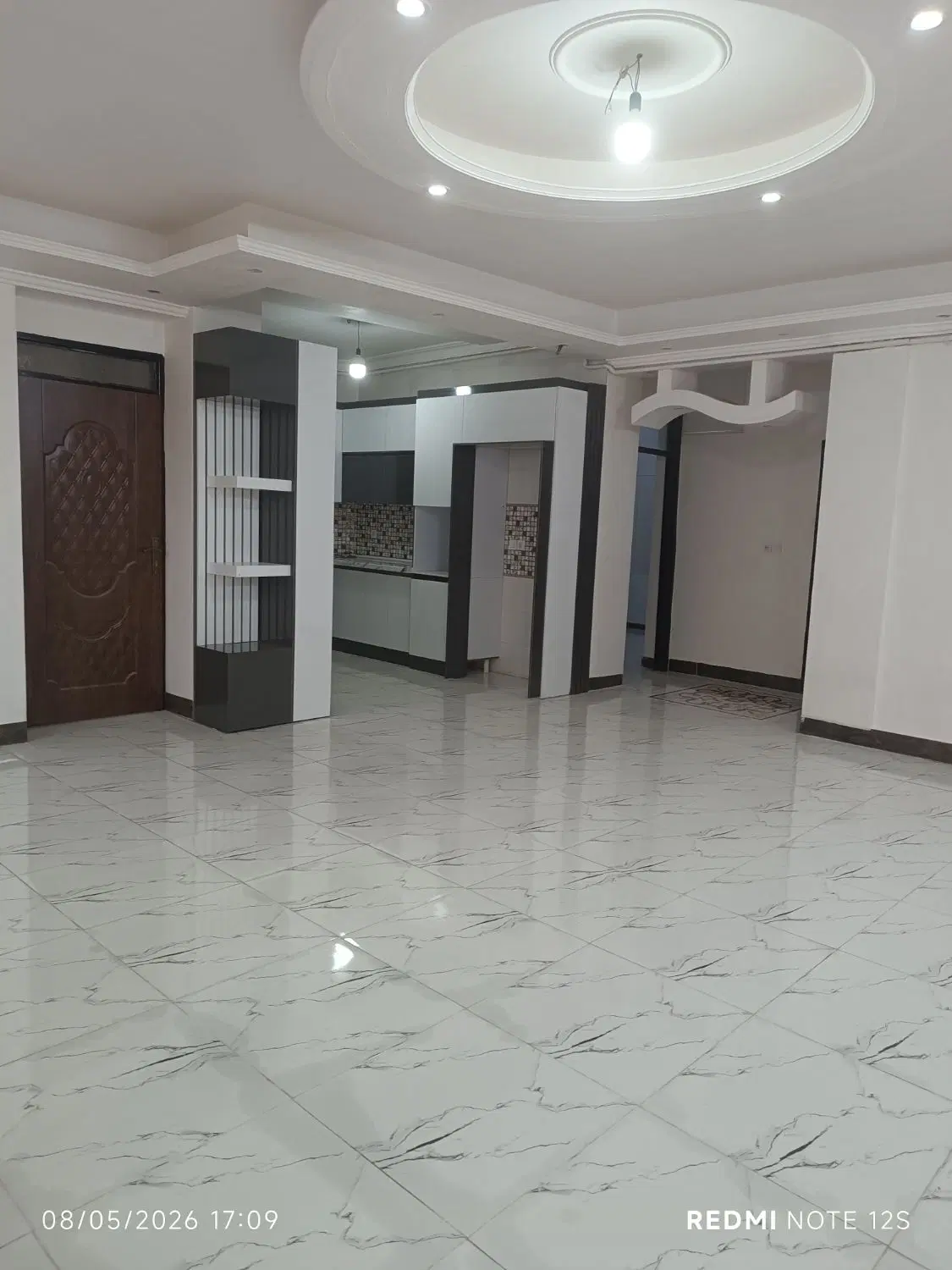 خانه ویلایی ،حیاط دار طبقه همکف