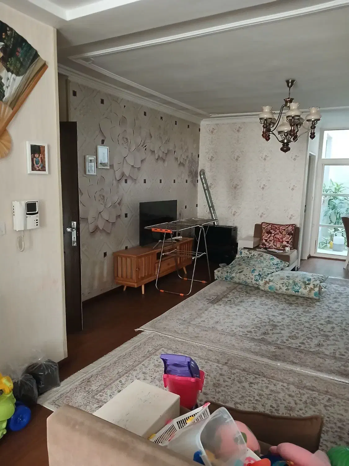 فروش واحد۶۵ متری در ۱۷ شهریور ۱۵ متری اول