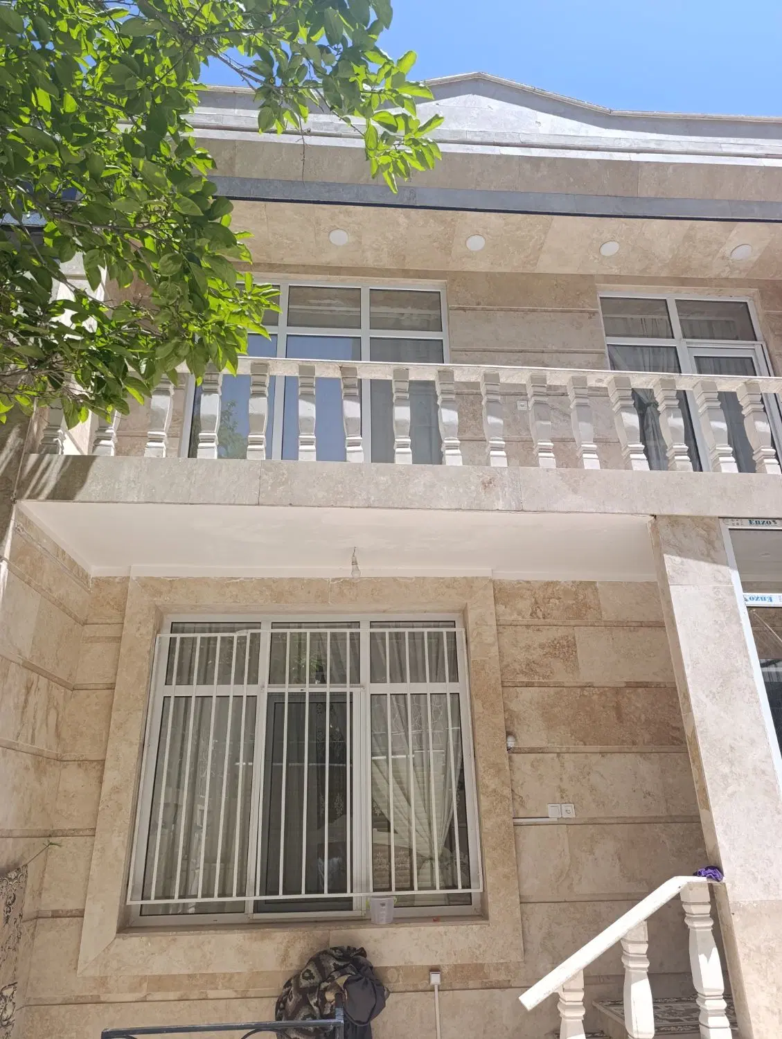 ویلایی نوسازی شده 200متری
