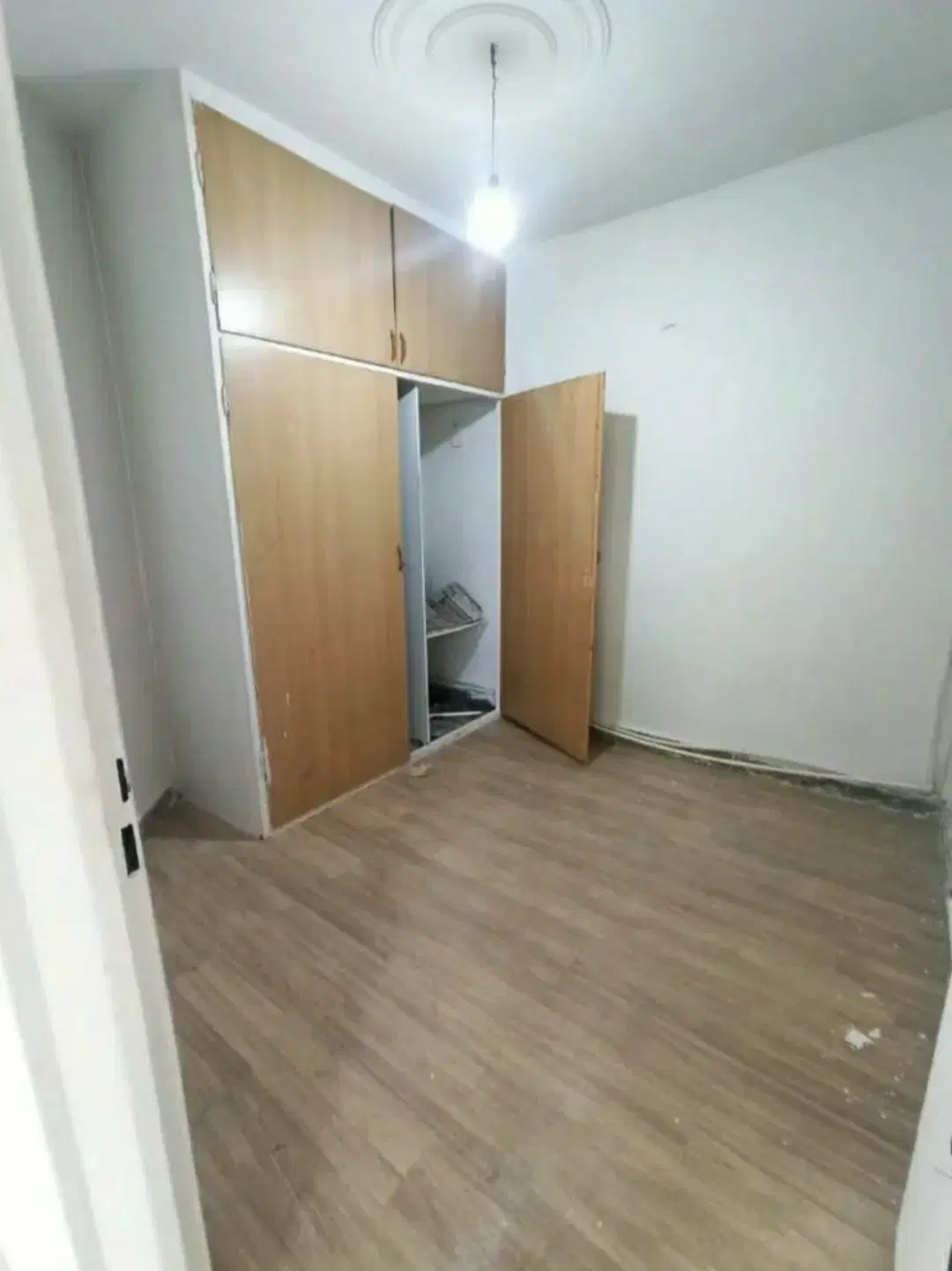 تاپ لوکیشن، بر اصلی شایسته، فروش فوری