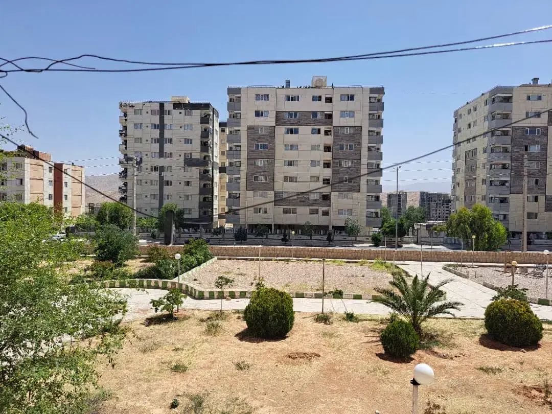 پیش فروش آپارتمان در صدرا
