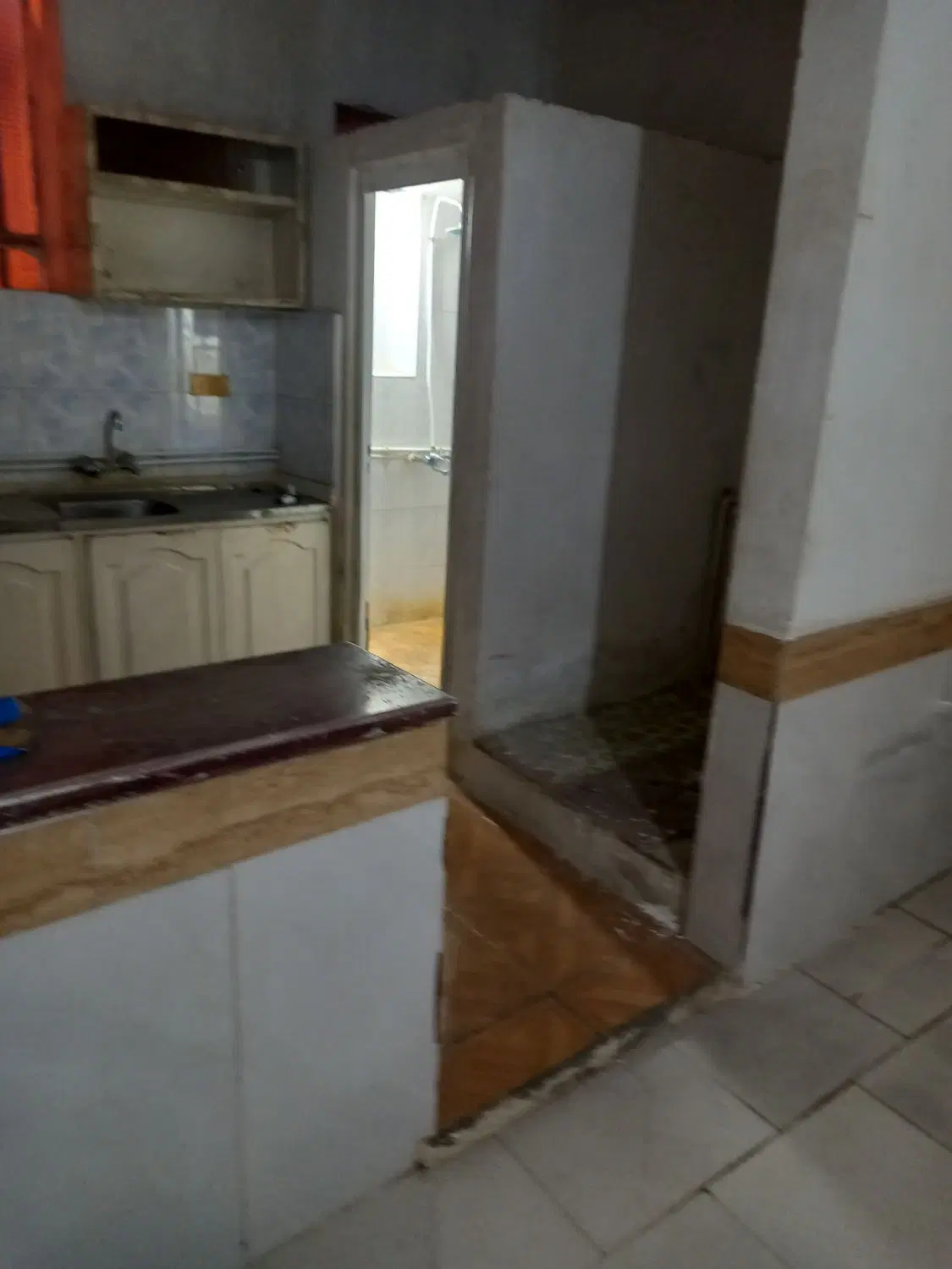 خانه ویلایی بادو درب مغازه تجاری