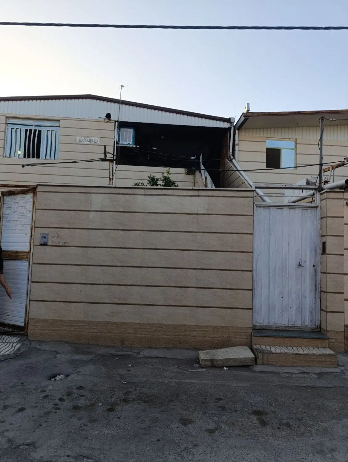 واحد ۷۰متری  یک خواب  شرایط