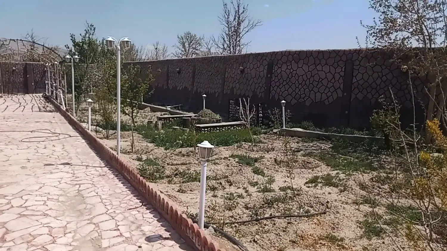 باغ۱۳۵۰ متری کبجوان لوکیشن عالی
