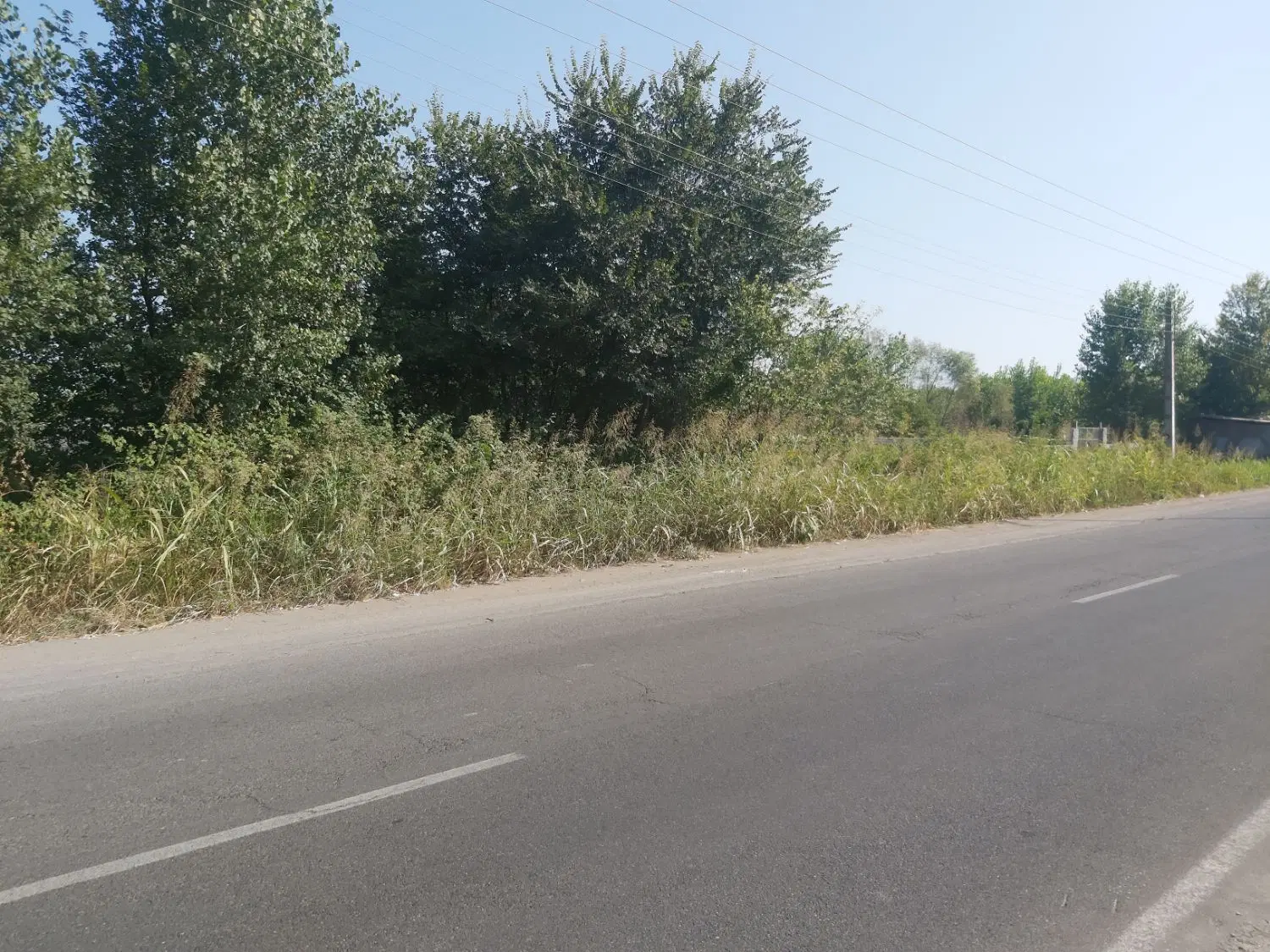 زمین تجاری ۱۸۰ متر بر اتوبان لنگرود معاوضه ویلا
