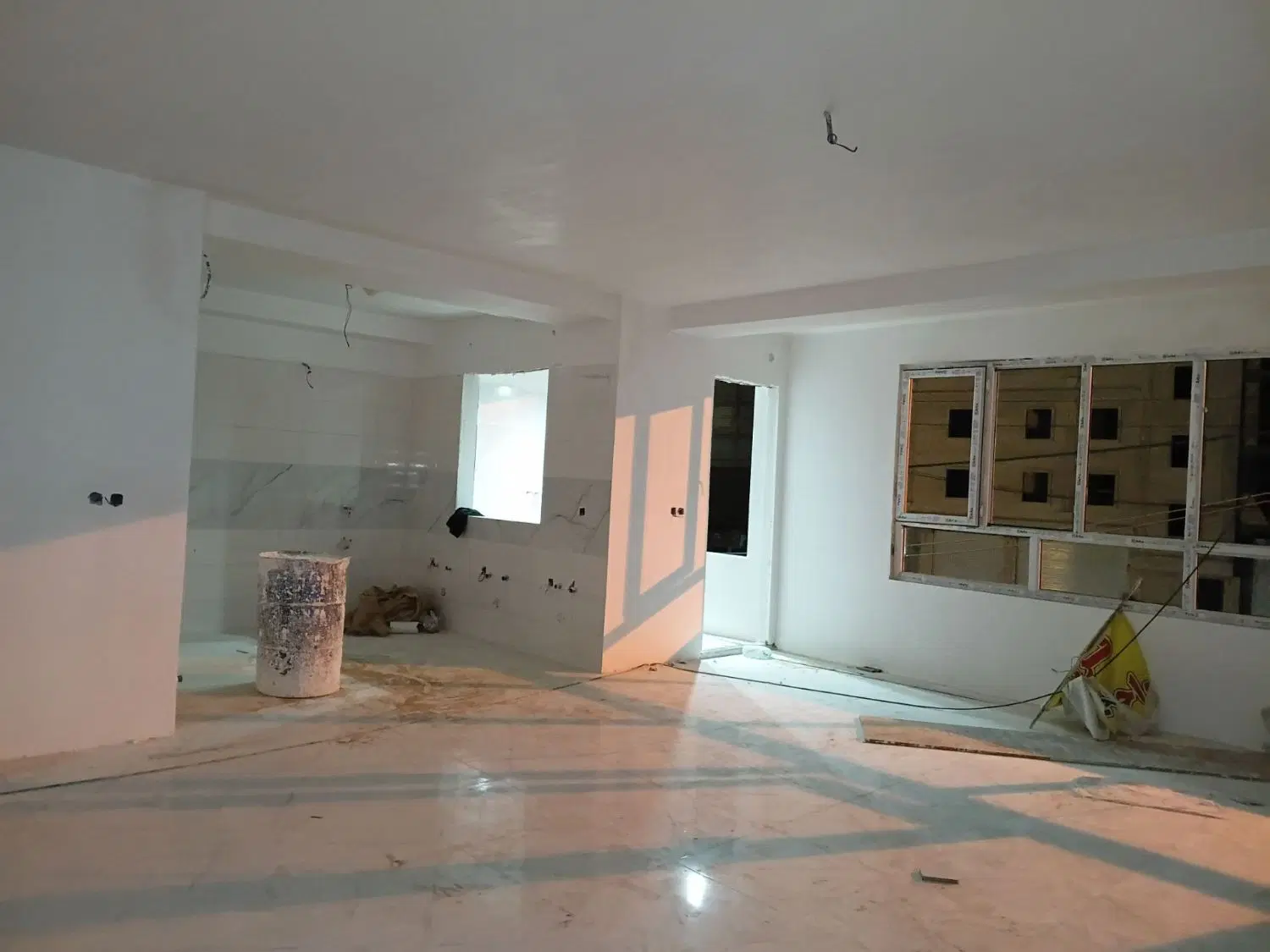 آپارتمان تک واحدی 145متری