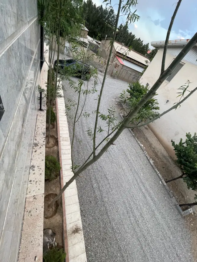 ویلا ۲۷۰متری سهیلیه(تهاتر)کردان باامکانات زعفرانیه