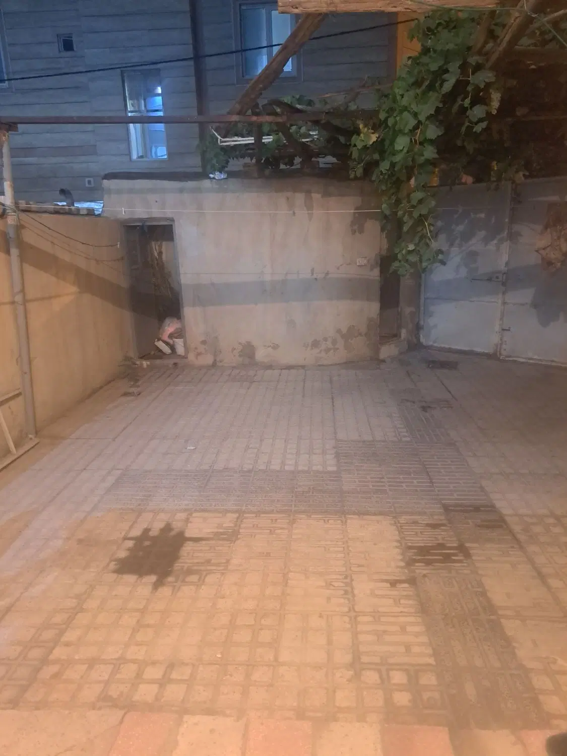فروش یک خانه مسکونی