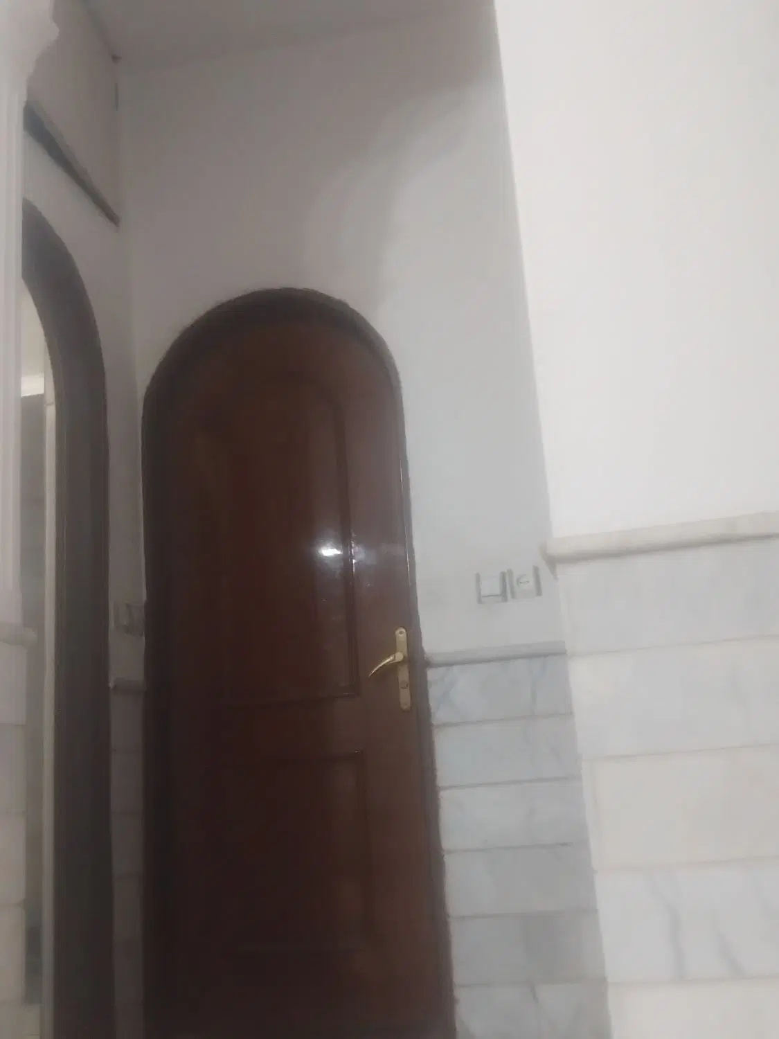 واحد اجاره ای یه خوابه درخ پونه