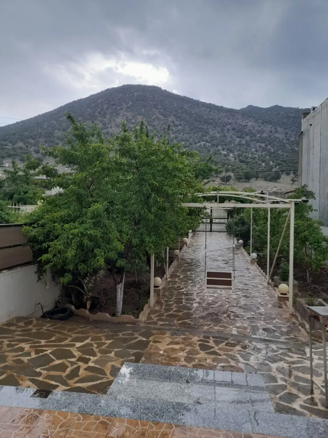 اجاره ویلا در کاکارضا( شمال لرستان)