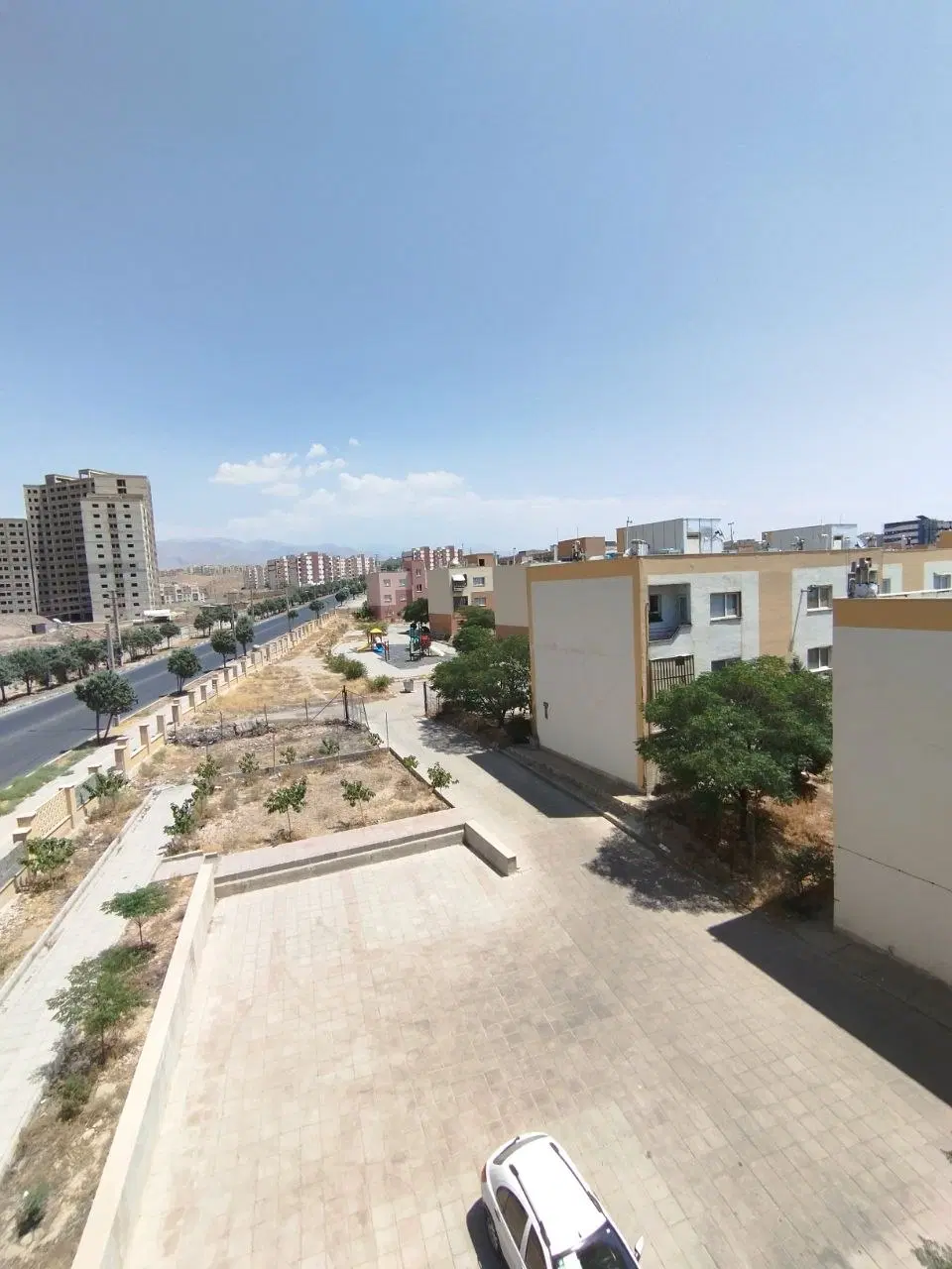 واحد نماسنگ فول امکانات روبروی مترو