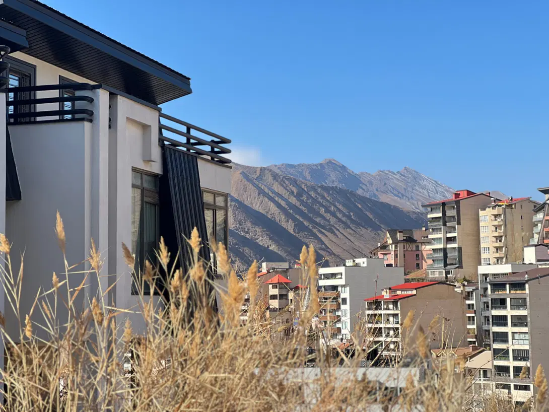 750متر ویلای تریبلکس_ 5خواب_ میگون نو