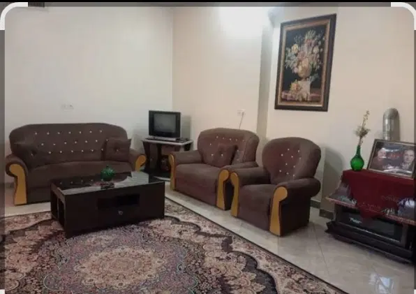 سوییت مجردی روزانه وشبانه دربست ماشین رو