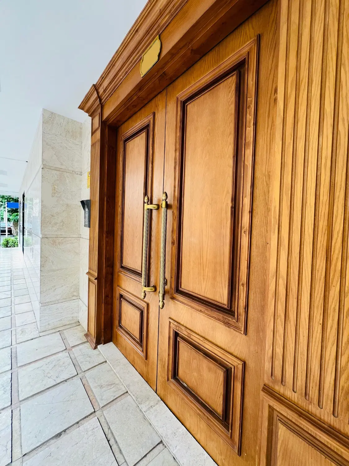 آپارتمان در تاپ لوکشین خیابان امام رضا