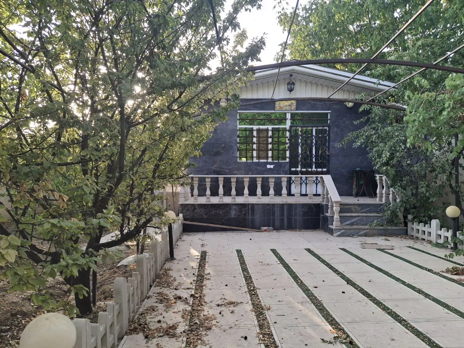 باغچه ویلا