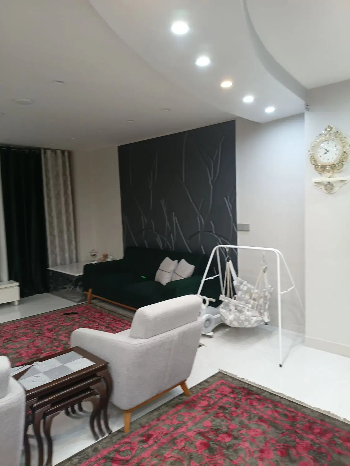 واحد ۹۵ متری _ مرکز شهر _ تک واحدی