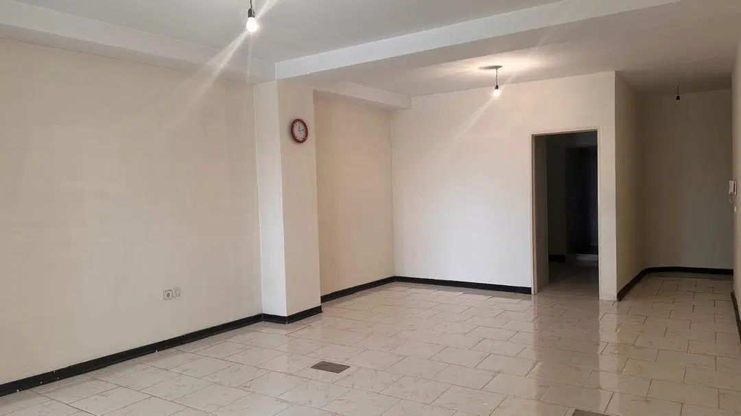 آپارتمان 95متری،2خواب،14شرقی