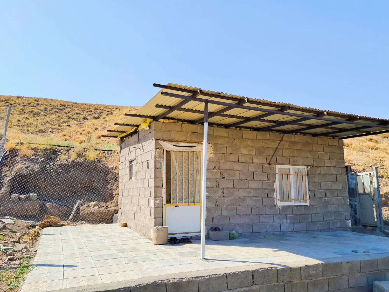 باغ ۱۲۰۰ متری در روستای سارمساقلو