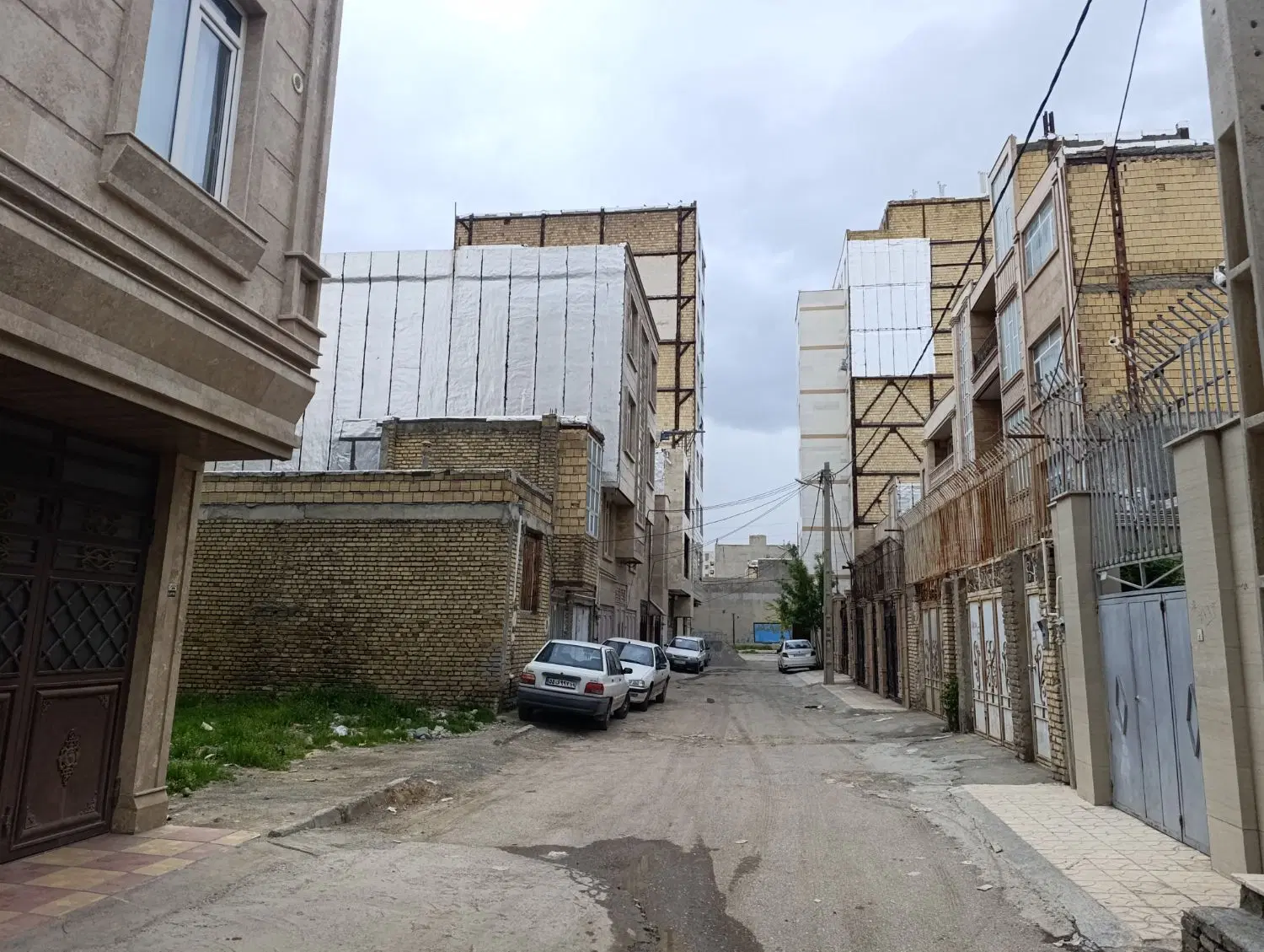 زمین 153متر جنوبی شهرک شهرداری روبروی ظفر