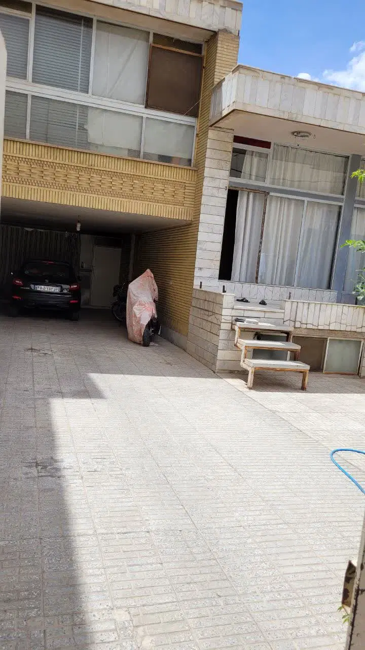 خانه قدیمی ویلای با سند ۶ دانگ منگوله دار